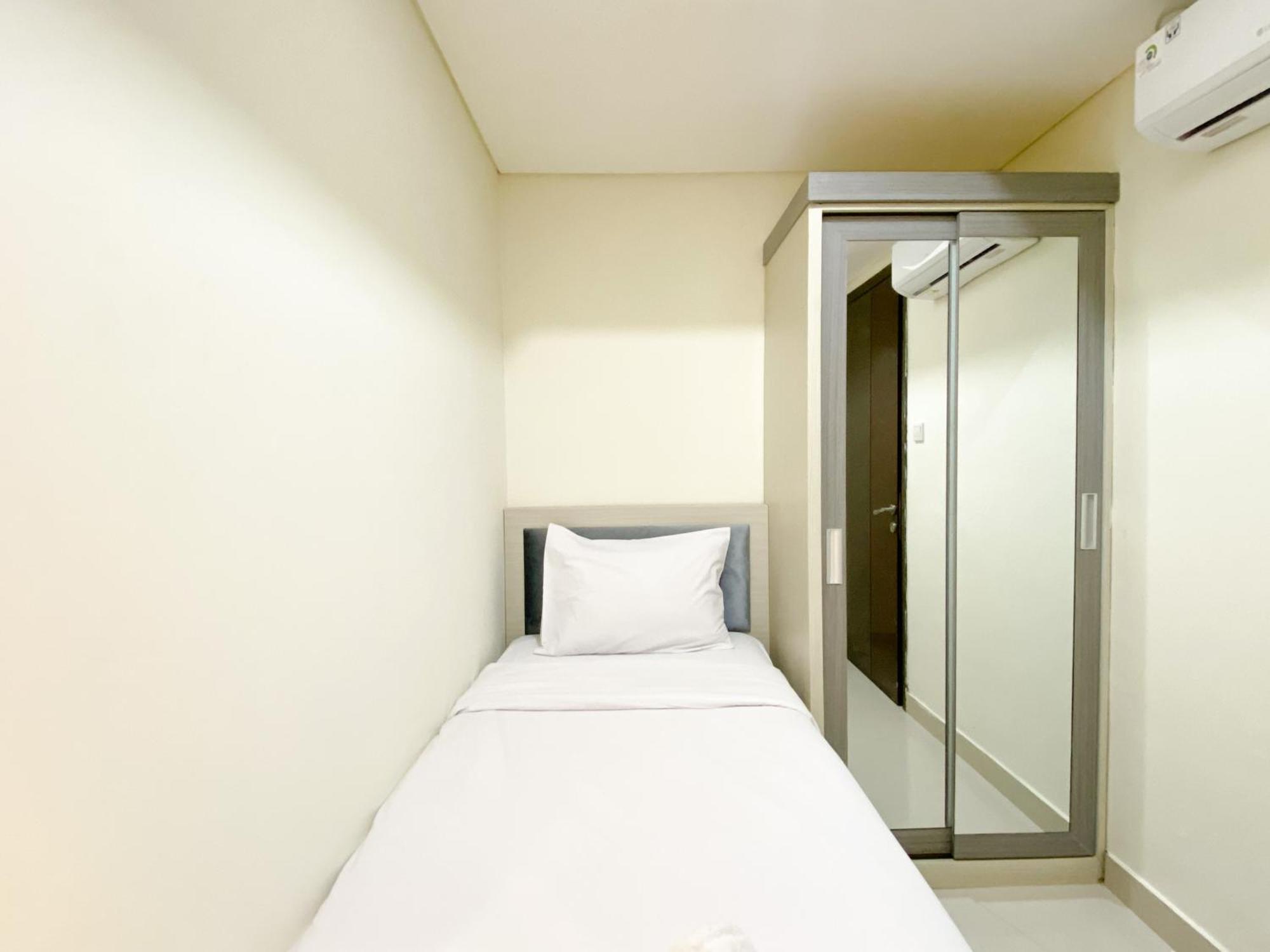 Cozy And Comfort 2br At Pollux Chadstone By Travelio Apartemen *